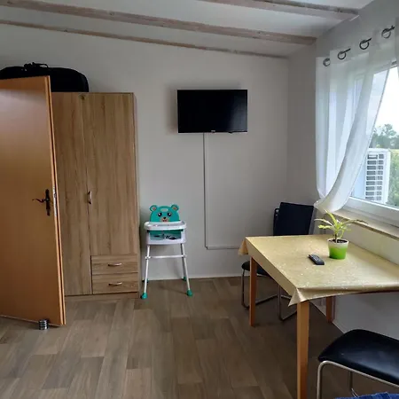 Nette In Grosssteinberg Mit Grill Und Terrasse By Interhome Lägenhet Pomssen